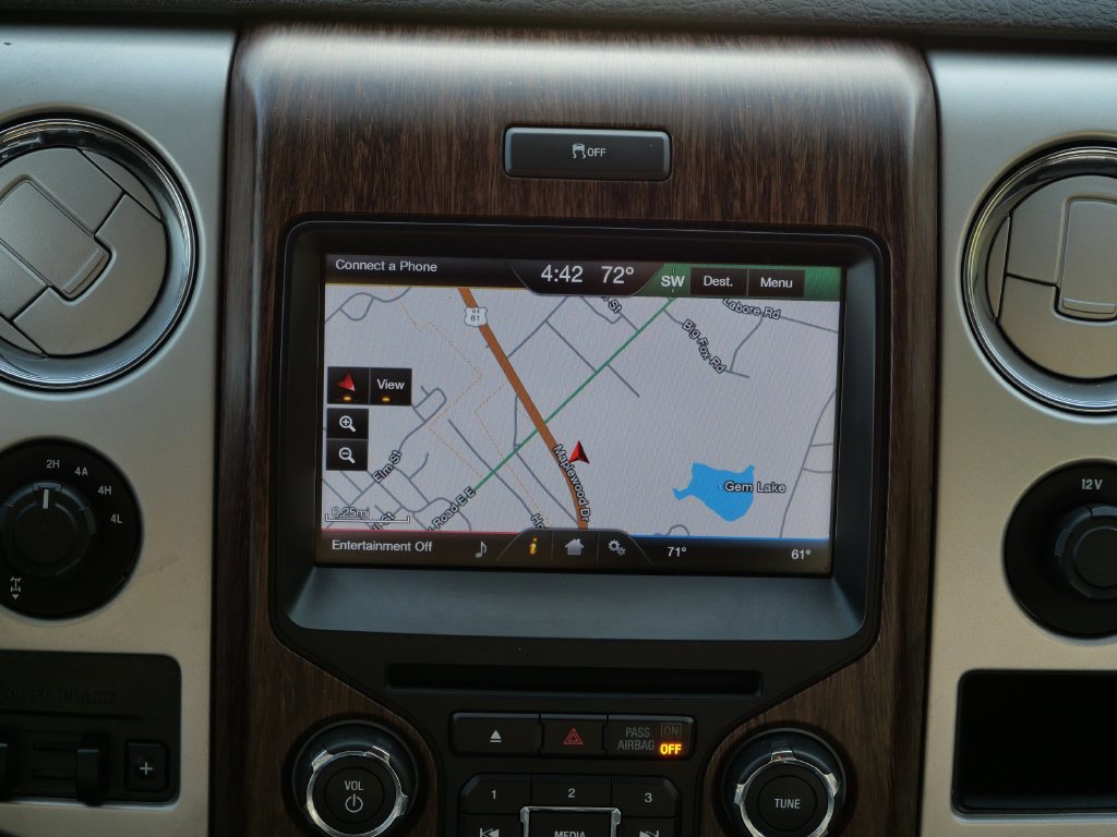 Used 2014 Ford F150 Lariat w/ Lariat Chrome Package AWD/4WD image 15