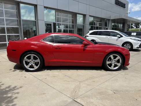 Used 2010 Chevrolet Camaro SS w/ RS Package RWD image 10