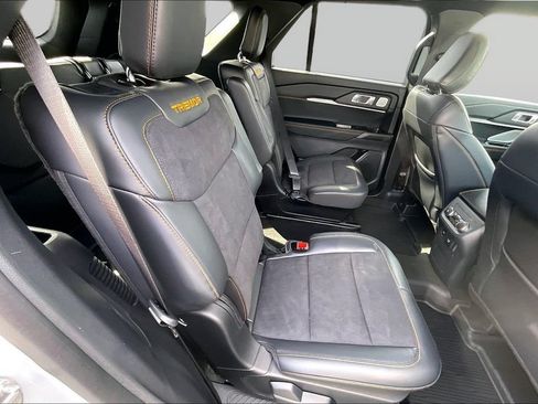 New 2026 Ford Explorer Tremor w/ Tremor Ultimate Package AWD/4WD image 9