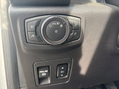 Used 2019 Ford F150 XLT w/ Equipment Group 302A Luxury image 14