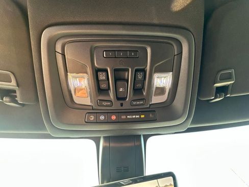 Used 2022 Chevrolet Silverado 3500 High Country w/ Z71 Off-Road Package AWD/4WD image 21