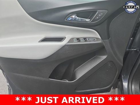 Used 2022 Chevrolet Equinox LT FWD image 11