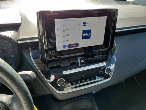 Certified 2024 Toyota Corolla LE image 26