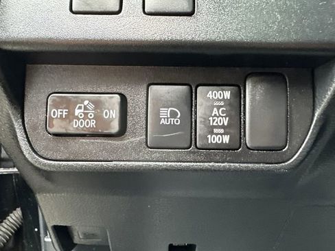 Certified 2022 Toyota Tacoma Limited AWD/4WD image 33