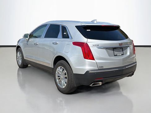 Used 2018 Cadillac XT5 Luxury w/ Driver Awareness Package image 5