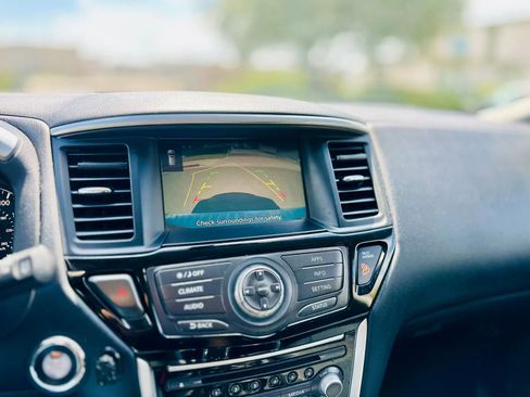 Used 2019 Nissan Pathfinder SV w/ Cargo Package FWD image 16