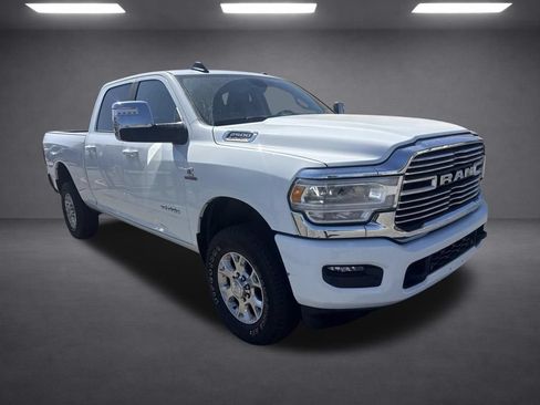 Used 2024 RAM 2500 Laramie AWD/4WD image 15