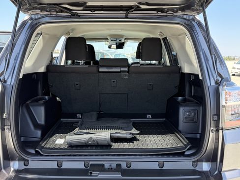 Certified 2022 Toyota 4Runner SR5 RWD image 22