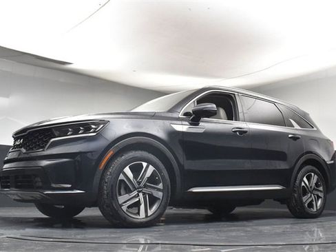 Certified 2022 Kia Sorento SX image 35