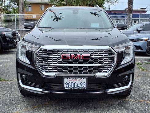 Used 2022 GMC Terrain Denali AWD/4WD image 2
