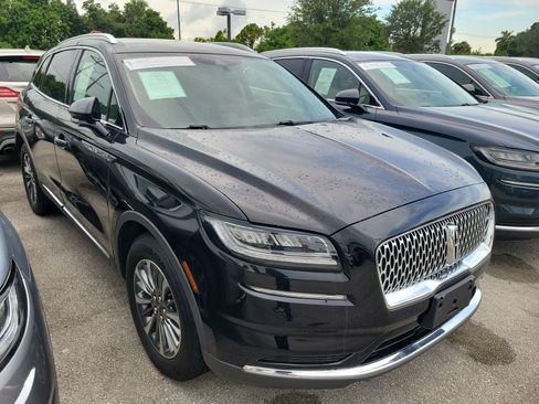 Certified 2023 Lincoln Nautilus AWD w/ Premium Package image 1