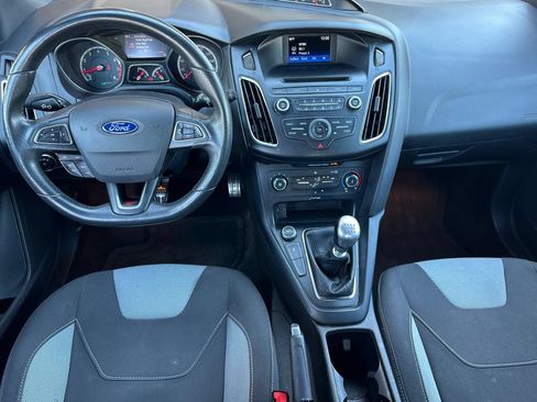 Used 2017 Ford Focus ST FWD image 12