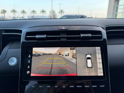 Certified 2023 Hyundai Tucson Limited w/ Cargo Package image 30