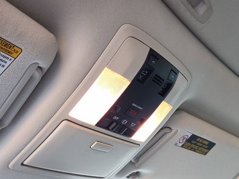 Used 2017 Lexus GX 460 image 26