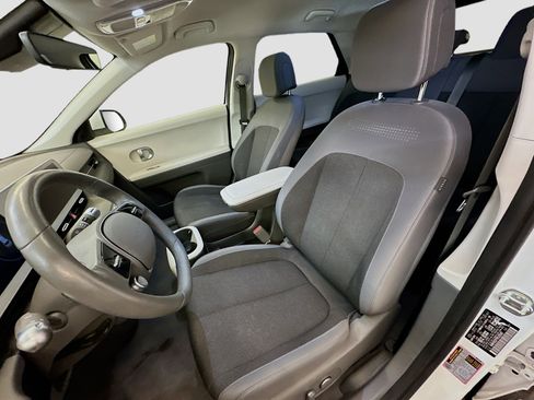 Used 2024 Hyundai Ioniq 5 SEL image 13