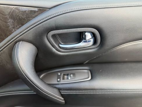 Used 2021 INFINITI QX80 Luxe w/ All-Season Package image 27