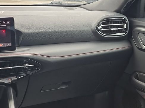 Certified 2024 Dodge Hornet GT w/ Cold Weather Group image 28