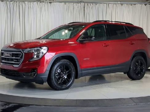 Used 2022 GMC Terrain AT4 w/ Infotainment Package II image 5