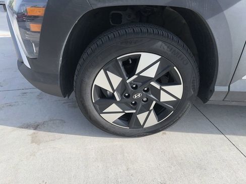 Used 2024 Hyundai Kona SEL w/ Convenience Package AWD/4WD image 14