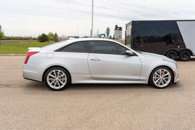 Used 2017 Cadillac ATS V w/ Luxury Package RWD image 8
