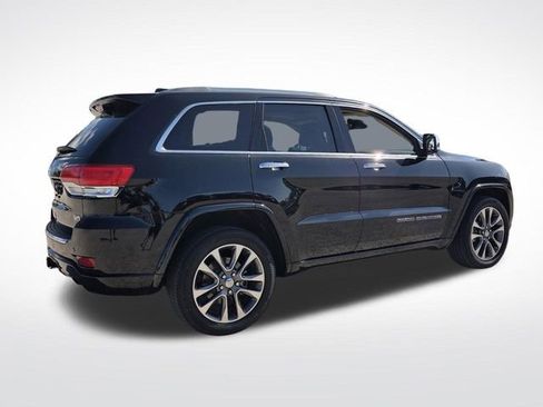 Used 2018 Jeep Grand Cherokee Overland RWD image 9