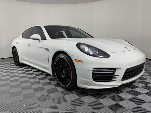 Used 2016 Porsche Panamera GTS image 7