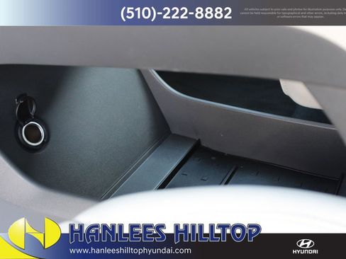 Used 2025 Hyundai Santa Fe Limited image 16