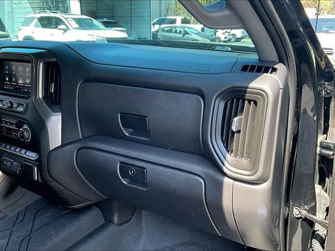 Used 2023 Chevrolet Silverado 1500 Custom image 18