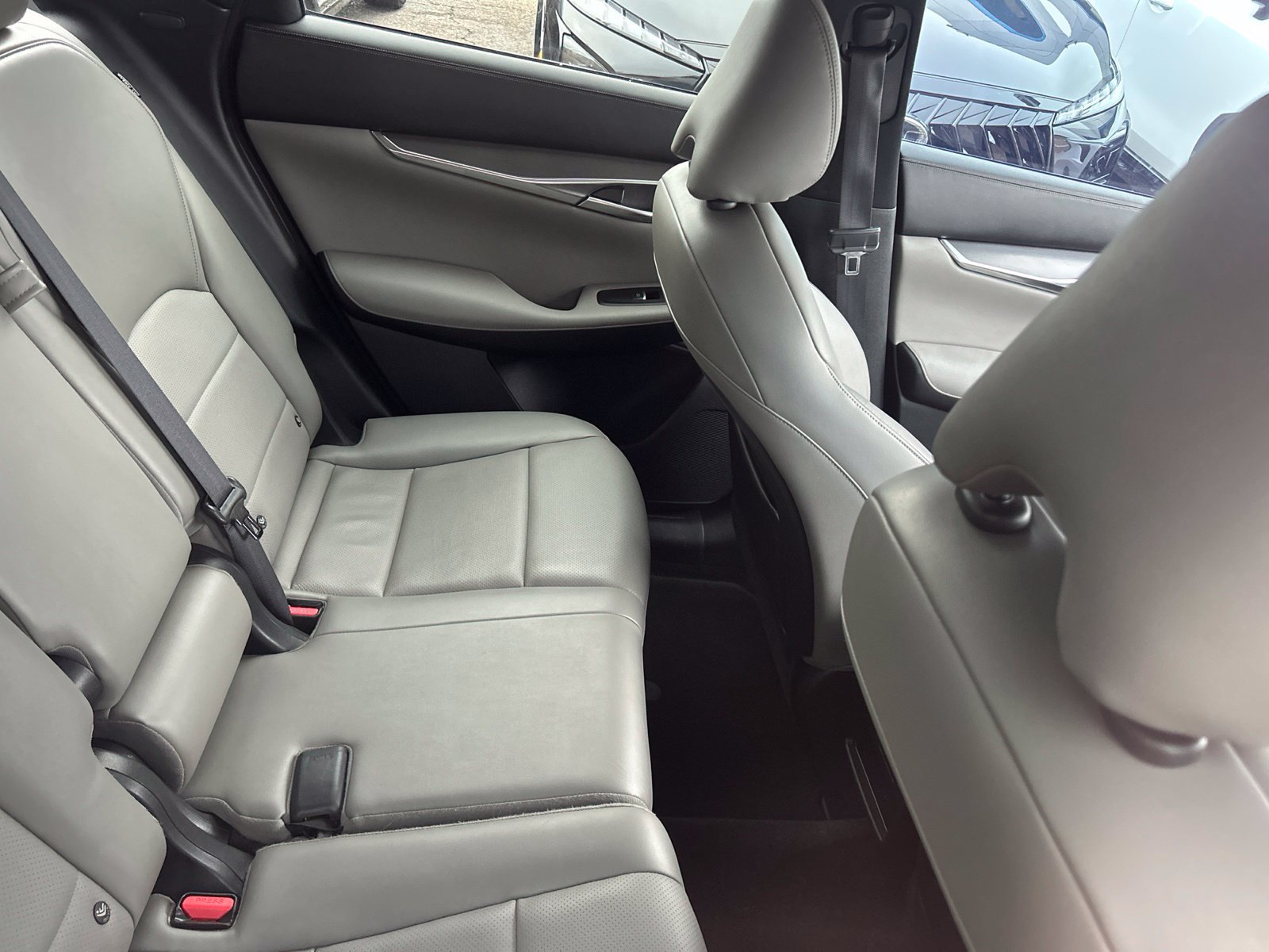 Used 2023 INFINITI QX50 Luxe AWD/4WD image 16
