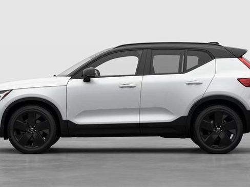 New 2026 Volvo XC40 B5 Ultra w/ Protection Package Premier AWD/4WD image 2
