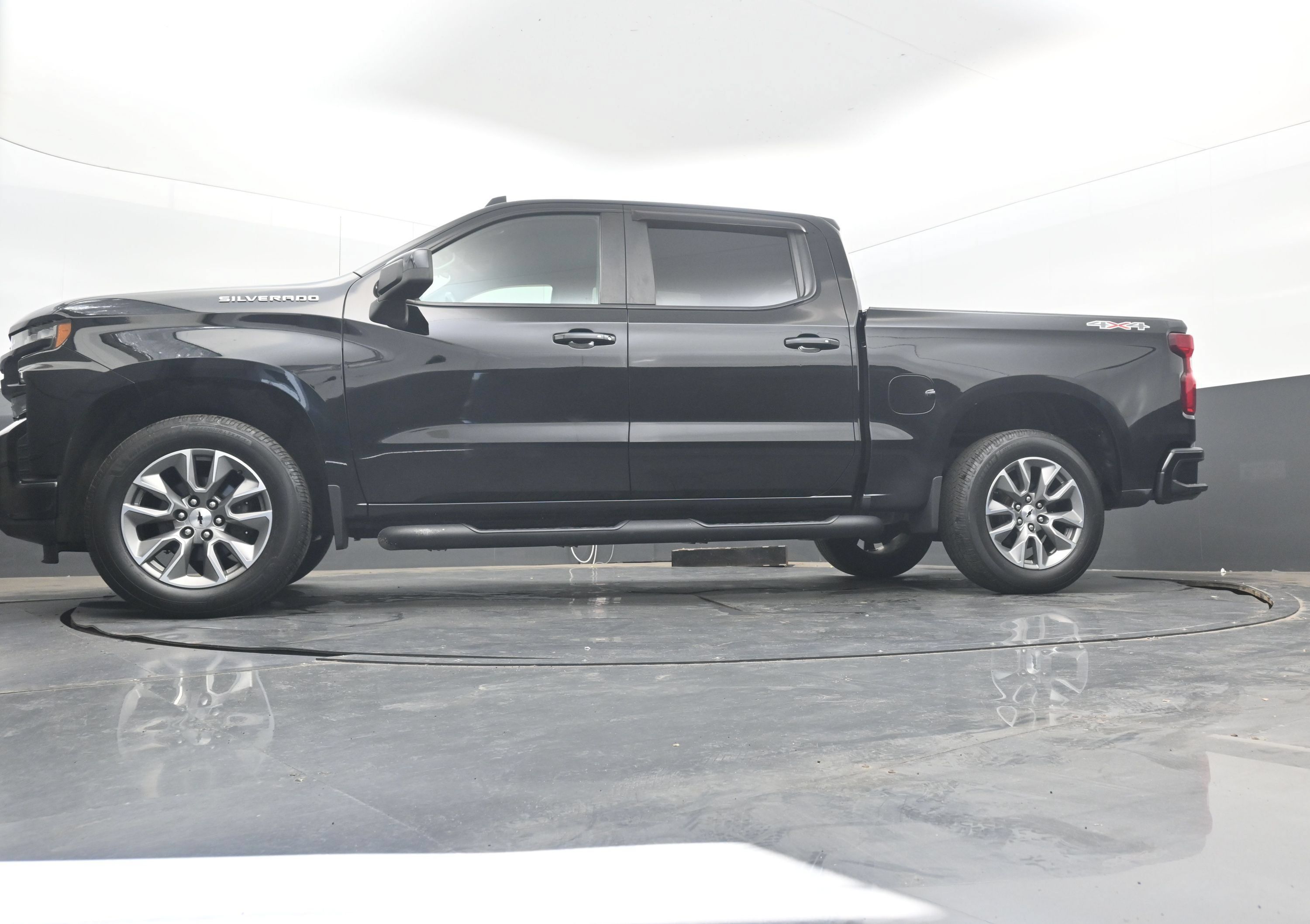 Used 2019 Chevrolet Silverado 1500 RST w/ All-Star Edition AWD/4WD image 32