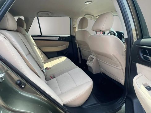Used 2018 Subaru Outback 2.5i Premium AWD/4WD image 28