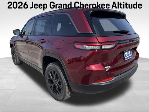 New 2026 Jeep Grand Cherokee Altitude image 5