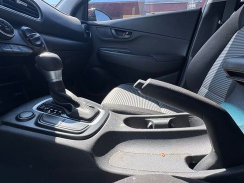 Used 2020 Hyundai Kona SE image 24