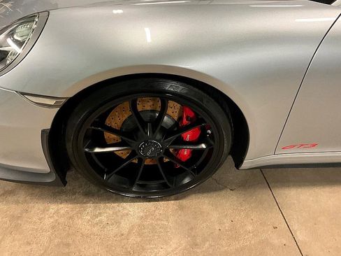 Used 2015 Porsche 911 GT3 image 11