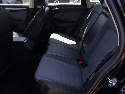 Used 2025 Volkswagen Jetta SE FWD image 16