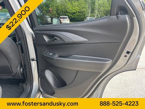 Used 2023 Chevrolet TrailBlazer LT w/ Convenience Package AWD/4WD image 18