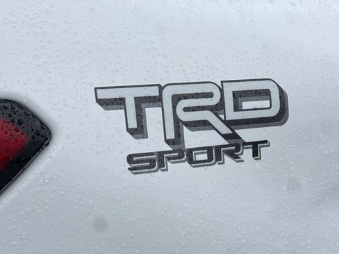 Used 2024 Toyota Tacoma TRD Sport w/ TRD Sport Premium Package image 21