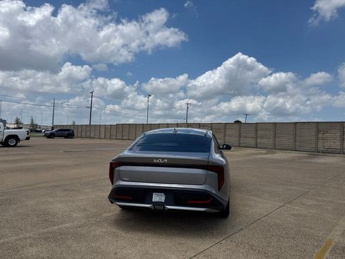 Used 2025 Kia K4 FWD image 18