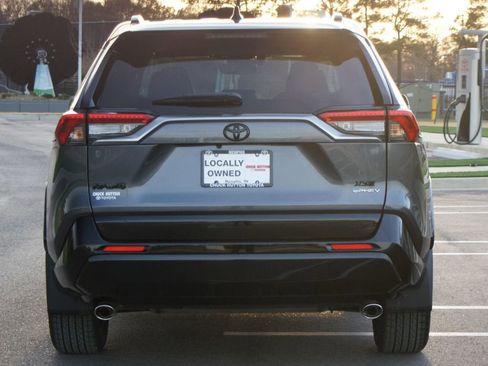 Used 2025 Toyota RAV4 XSE image 3