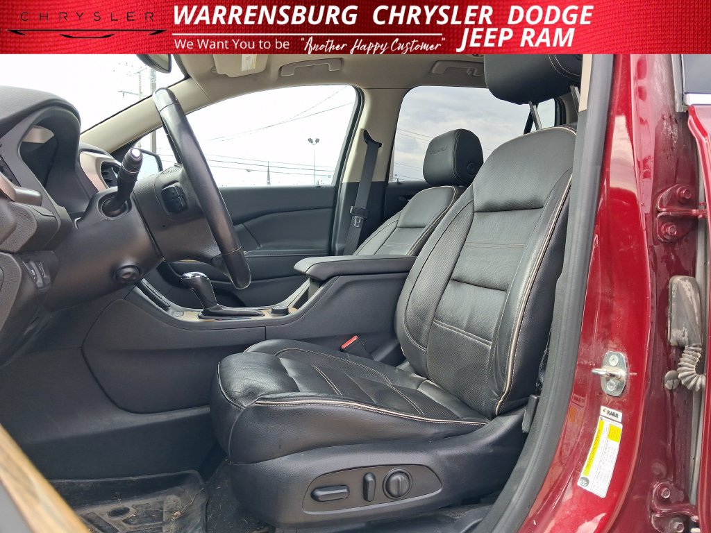 Used 2018 GMC Acadia Denali w/ Technology Package AWD/4WD image 10