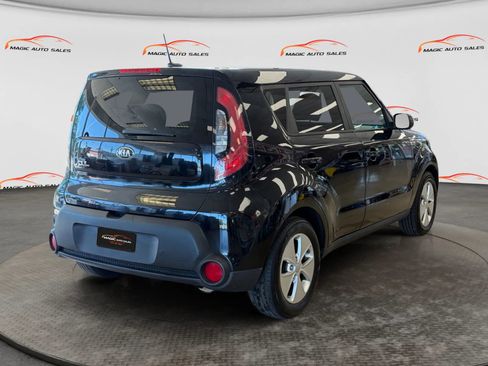 Used 2016 Kia Soul FWD image 10