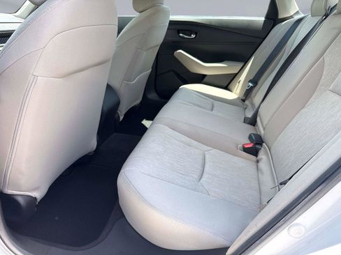 Certified 2023 Honda Accord LX image 13
