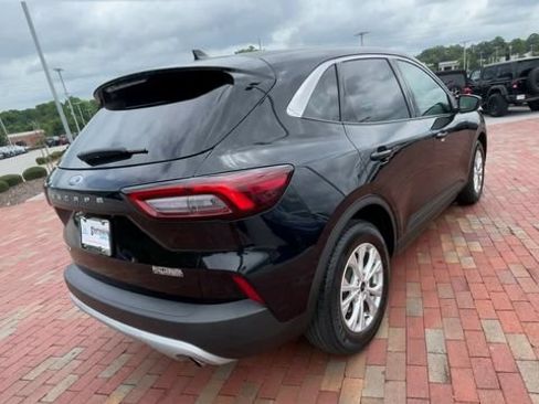 Used 2023 Ford Escape Active FWD image 9