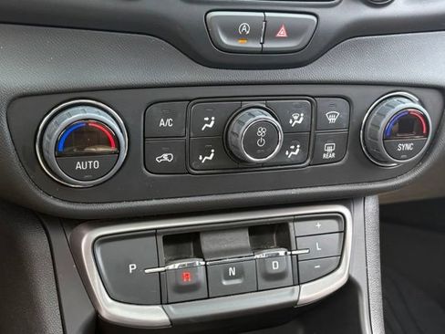 Used 2024 GMC Terrain AT4 w/ Infotainment Package II AWD/4WD image 16
