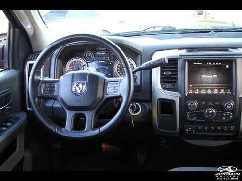 Used 2017 RAM 2500 SLT w/ Luxury Group RWD image 27