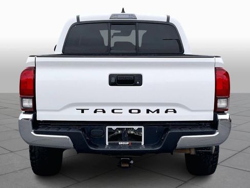 Used 2020 Toyota Tacoma SR5 w/ Blackout Package image 4