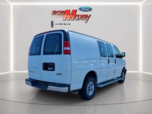 Used 2024 GMC Savana 2500 w/ Driver Convenience Package RWD image 7