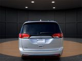 Certified 2019 Chrysler Pacifica Touring-L image 4