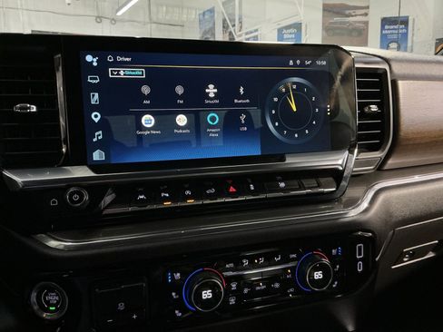 Used 2023 Chevrolet Silverado 1500 High Country w/ High Country Premium Package image 26